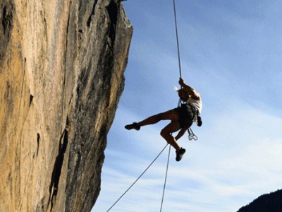 EN892测量登山绳攀岩装备的规范与测试